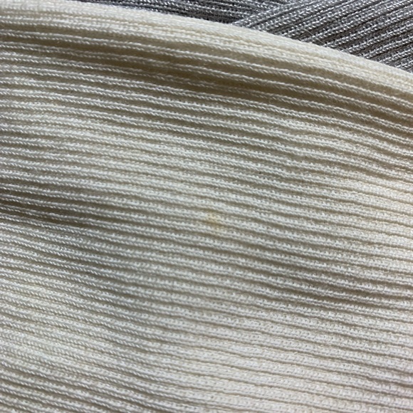 St John Women’s Hidden Button Up Sweater Wool Blend Black/Gray/Cream Sz Large U1 - Picture 7 of 8